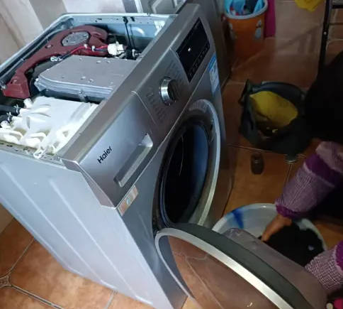 商用猛火灶维修，燃气灶维修安装，热水器维修，油烟机维修安装，
