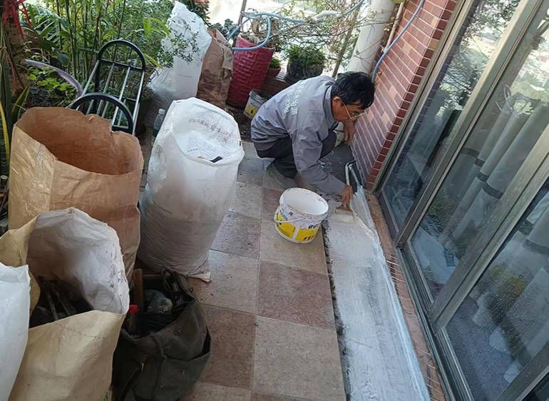 卫生间厨房阳台漏水维修高压注浆补漏技术彻底解决渗水问题 卫生间厨房阳台漏水维修高压注浆补漏技术彻底解决渗水问题